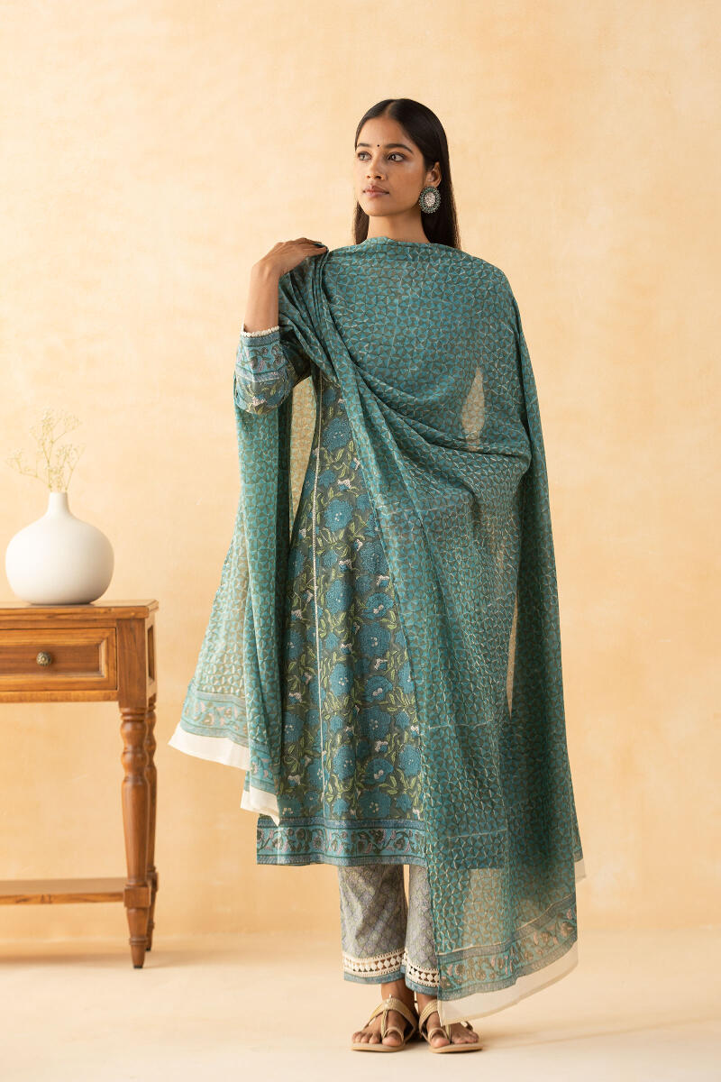Zahira Samrina Dupatta