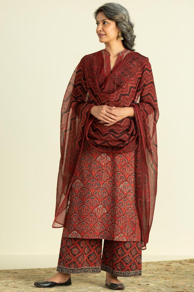 Sehra Nishat Farsi