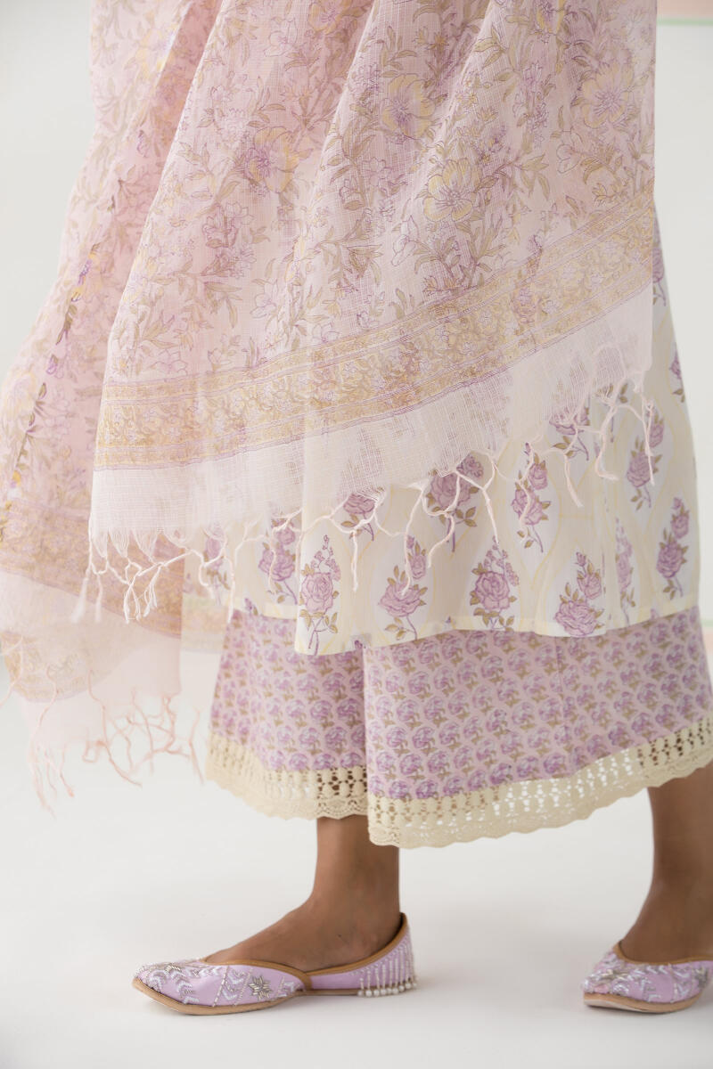 Gulbarg Nafia Kota Dupatta