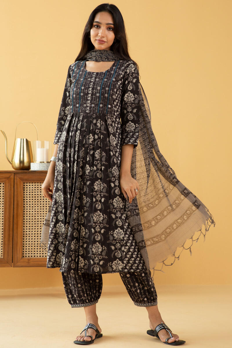 Sehra Farhat Izhaar Pants
