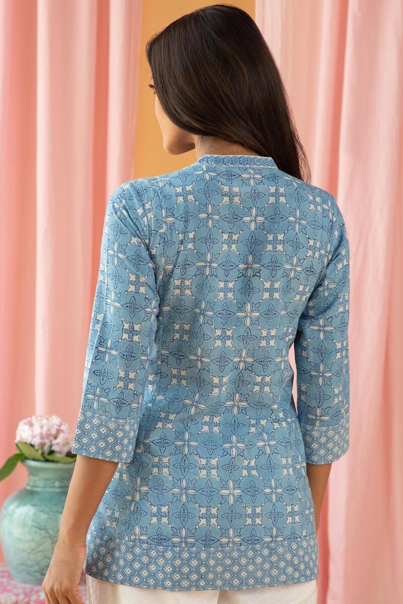 Noor Nikhat Top