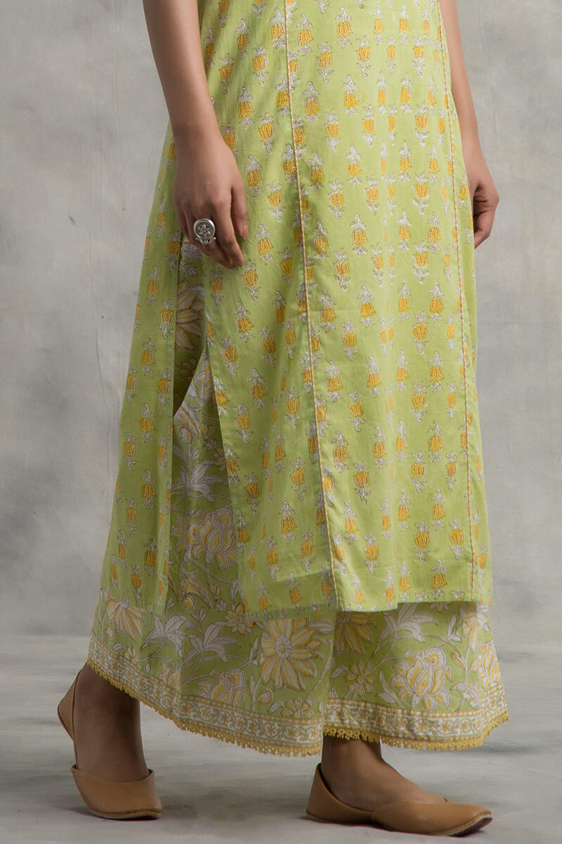 Gauhar Ruhani Kurta