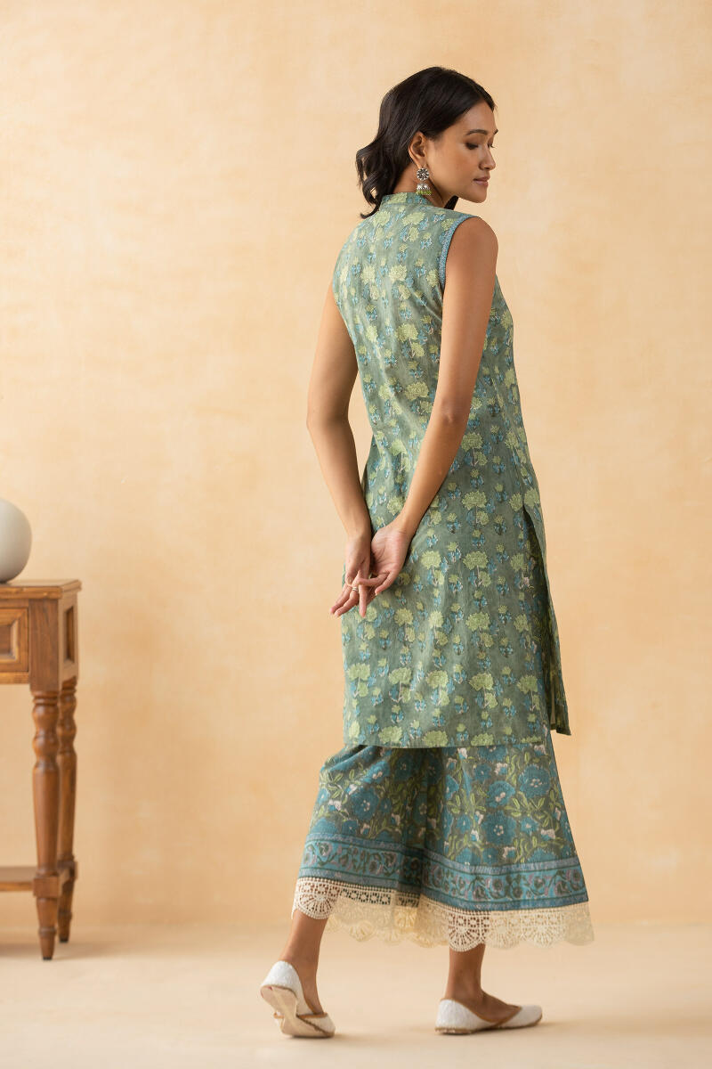 Zahira Nazmin Kurta