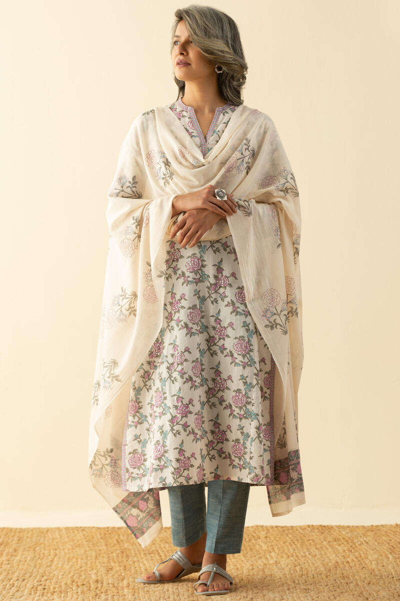 Gulbarg Samrina Kurta