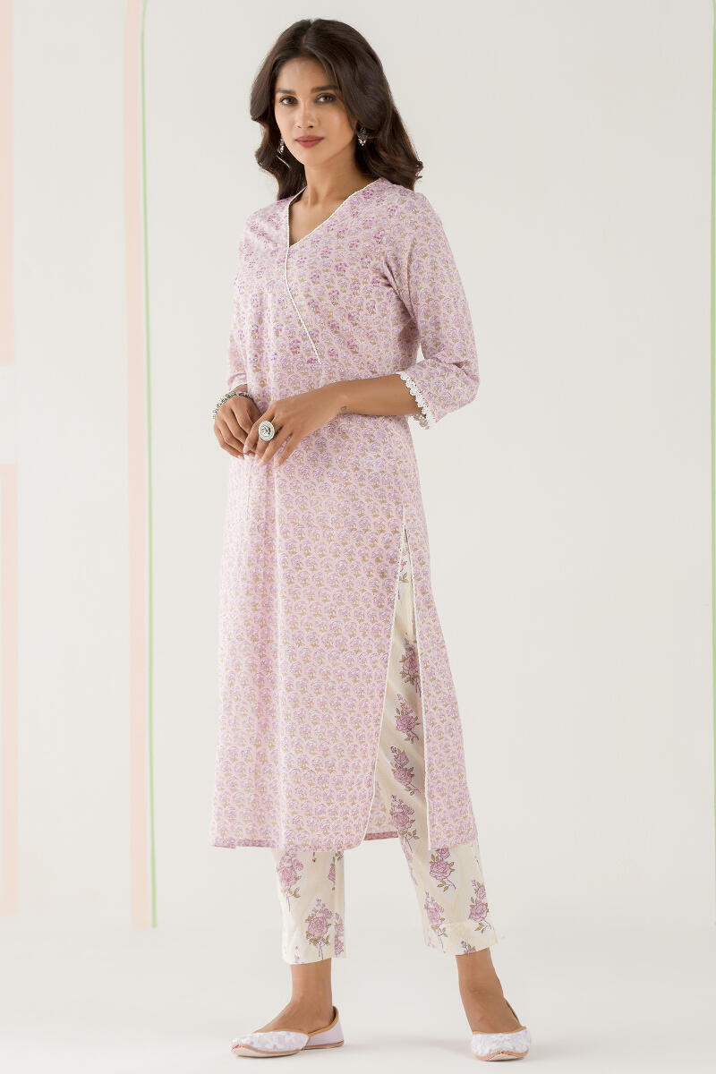 Gulbarg Nazma Kurta