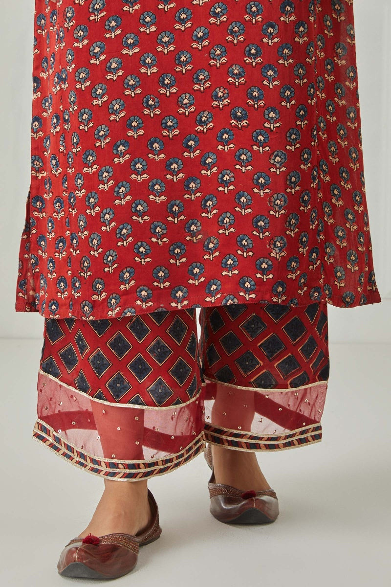 Zubeida Fizah Ajrak Modal Kurta