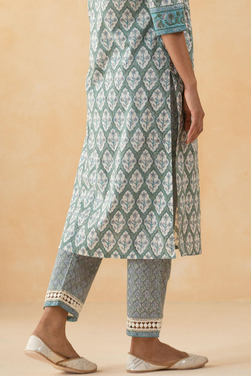 Zahira Maya Kurta