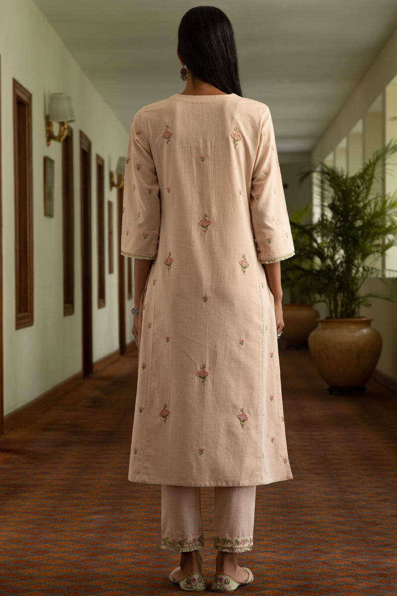 Nazm Mahnoor Handloom Kurta