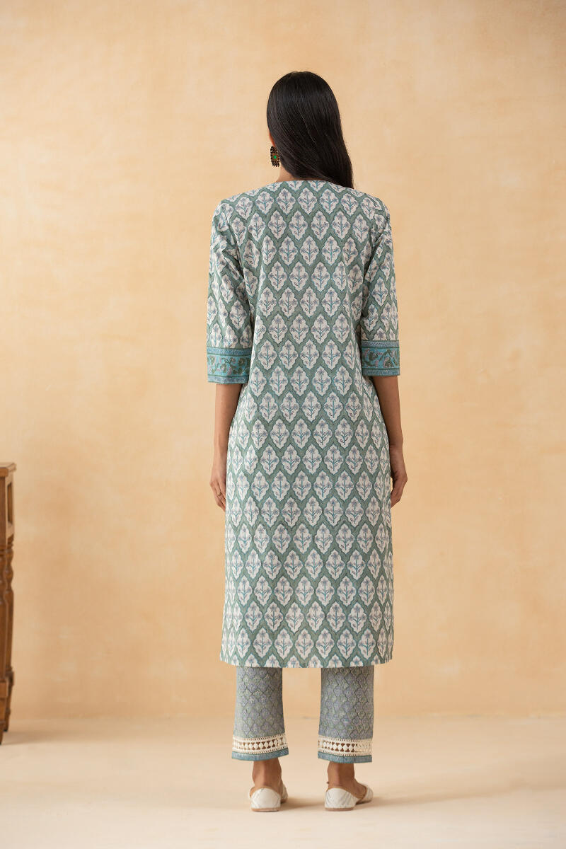 Zahira Maya Kurta