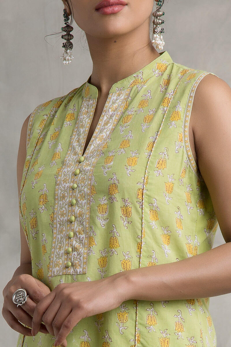 Gauhar Ruhani Kurta