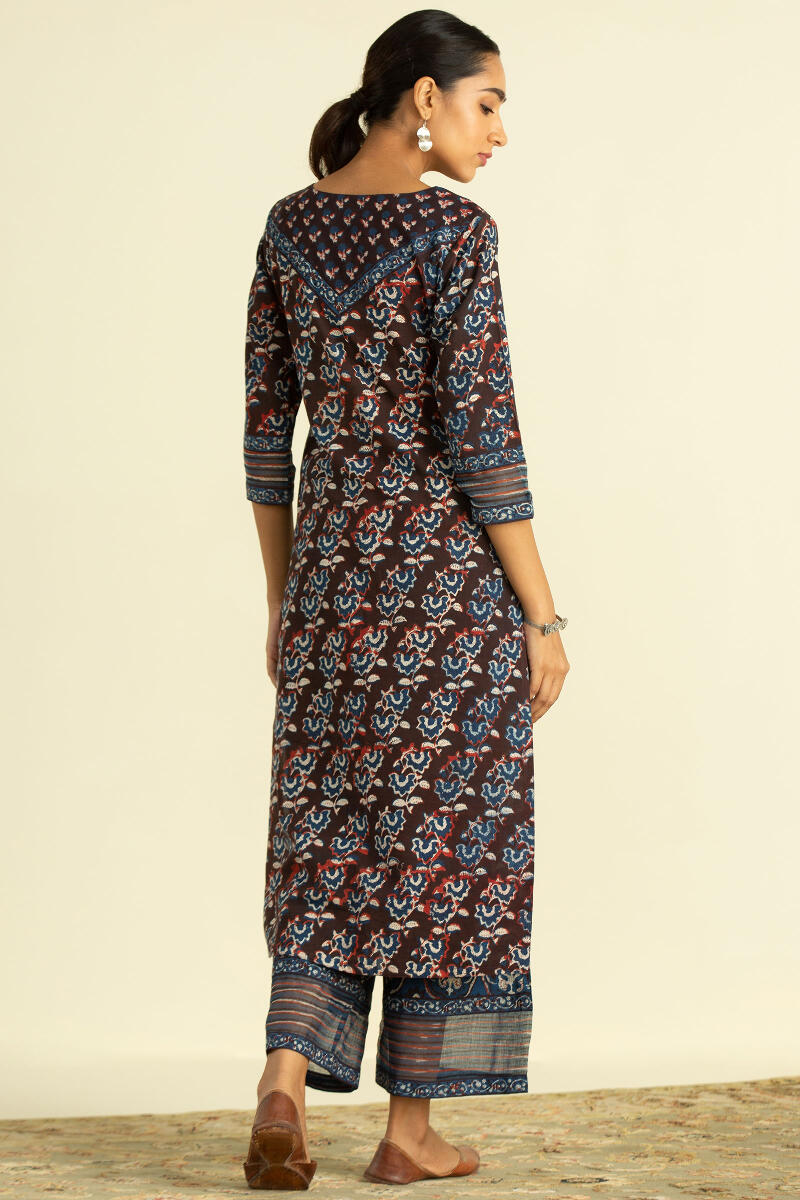 Sehra Aiza Kurta