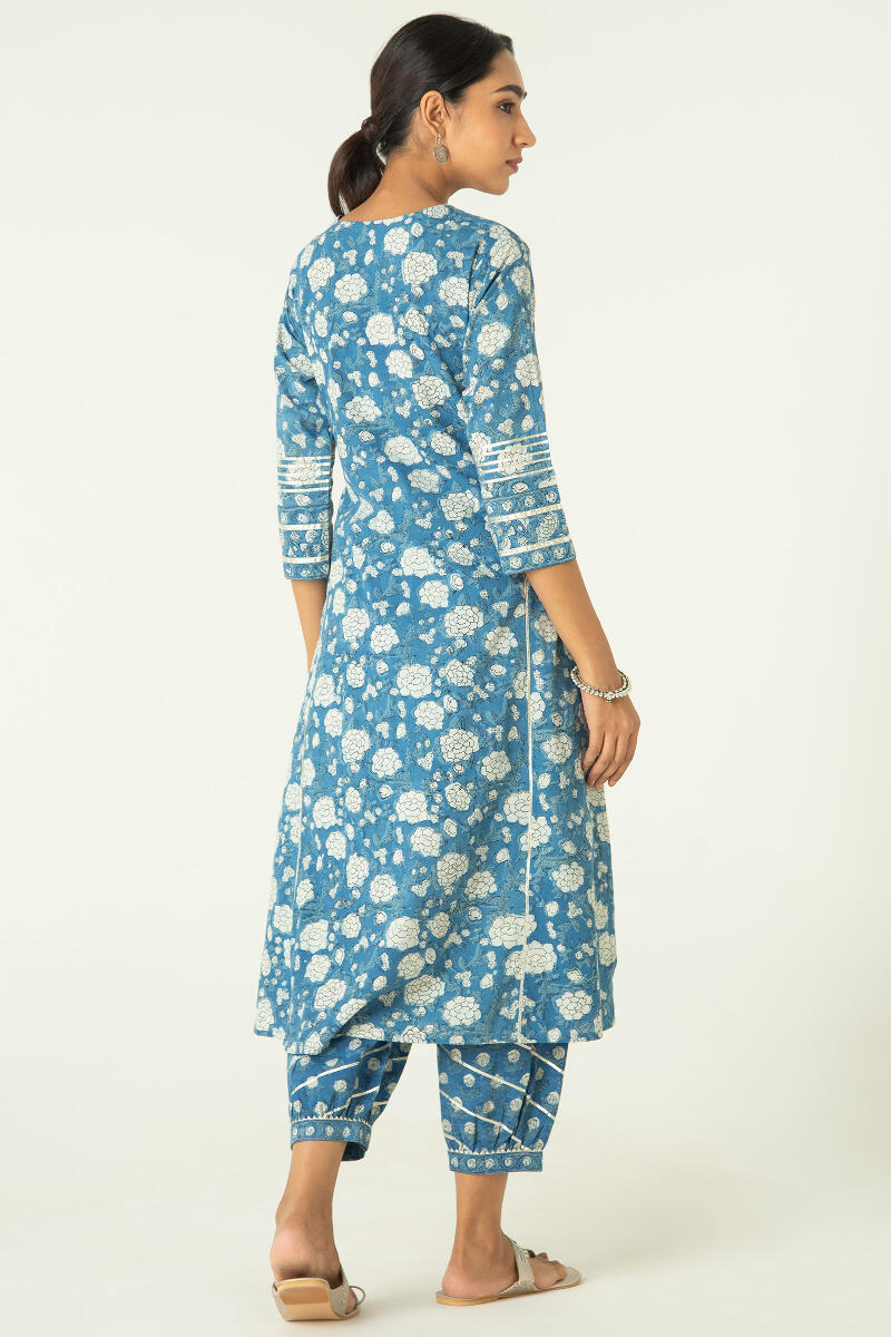 Noor Samrina Kurta