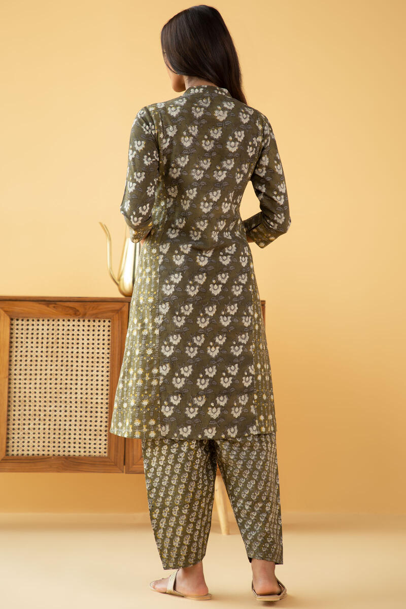 Sehra Zehna Kurta