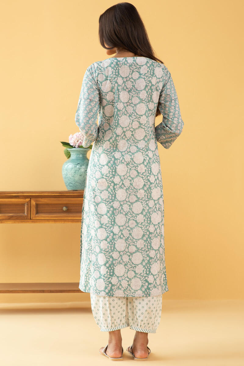 Anahita Zohra Kurta