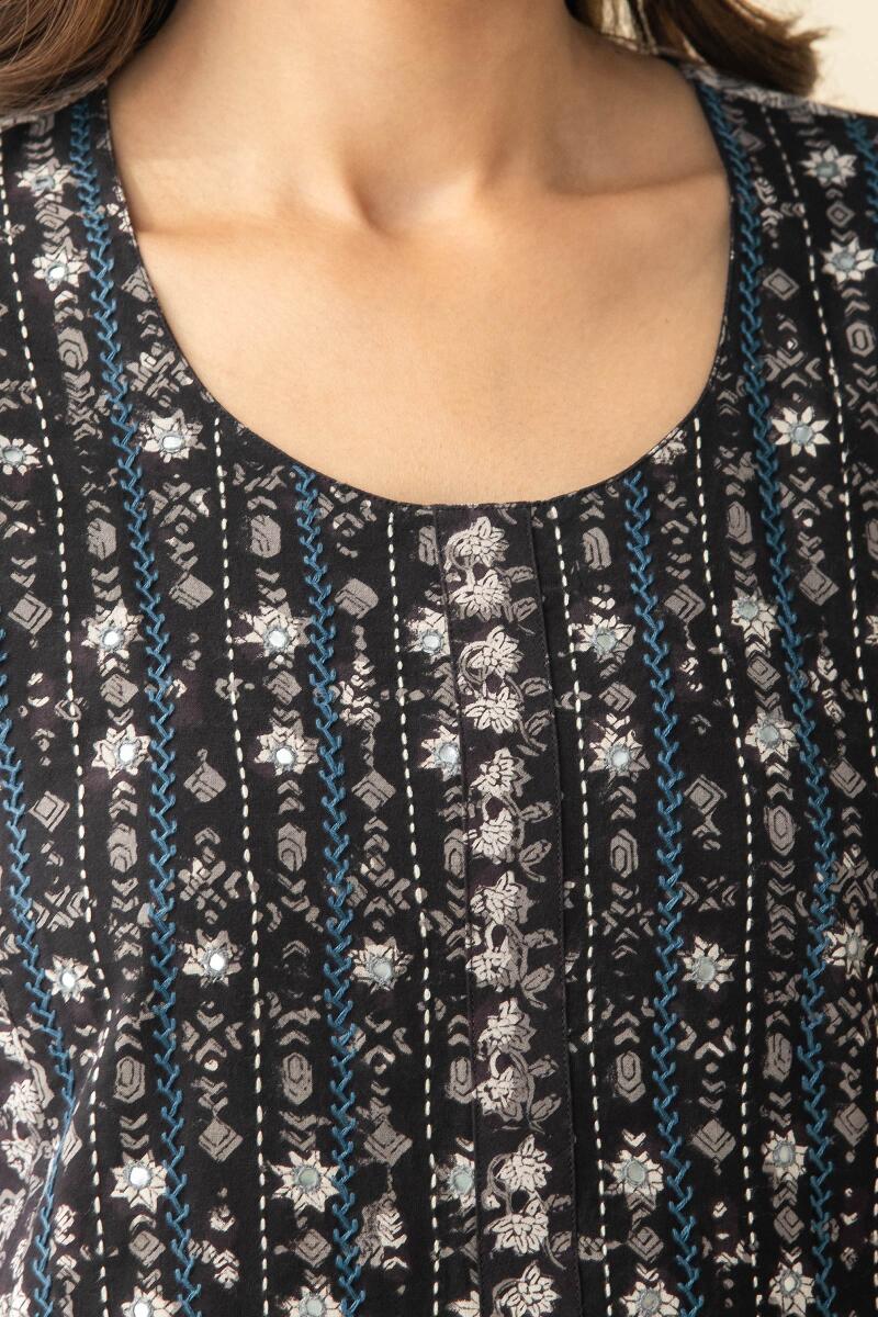 Sehra Farhat Bagru Kurta