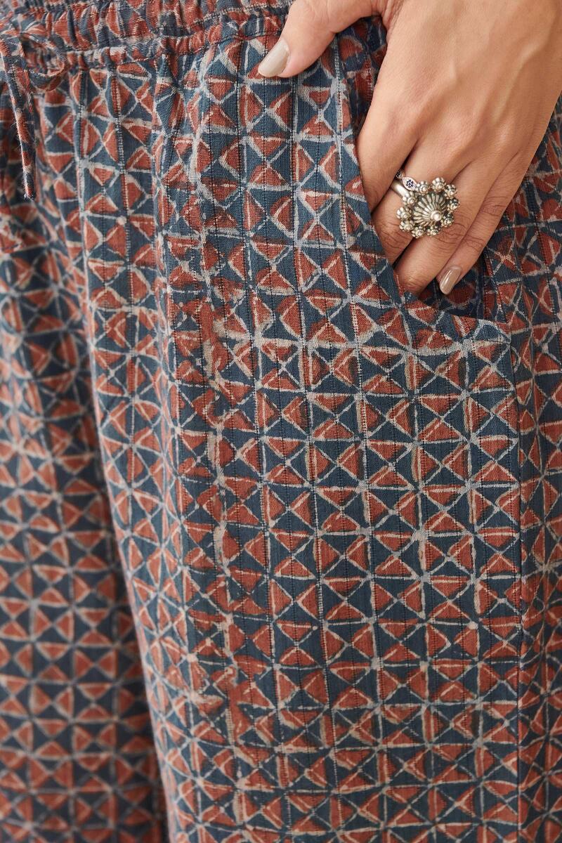 Sehra Suhana Akola Farsi