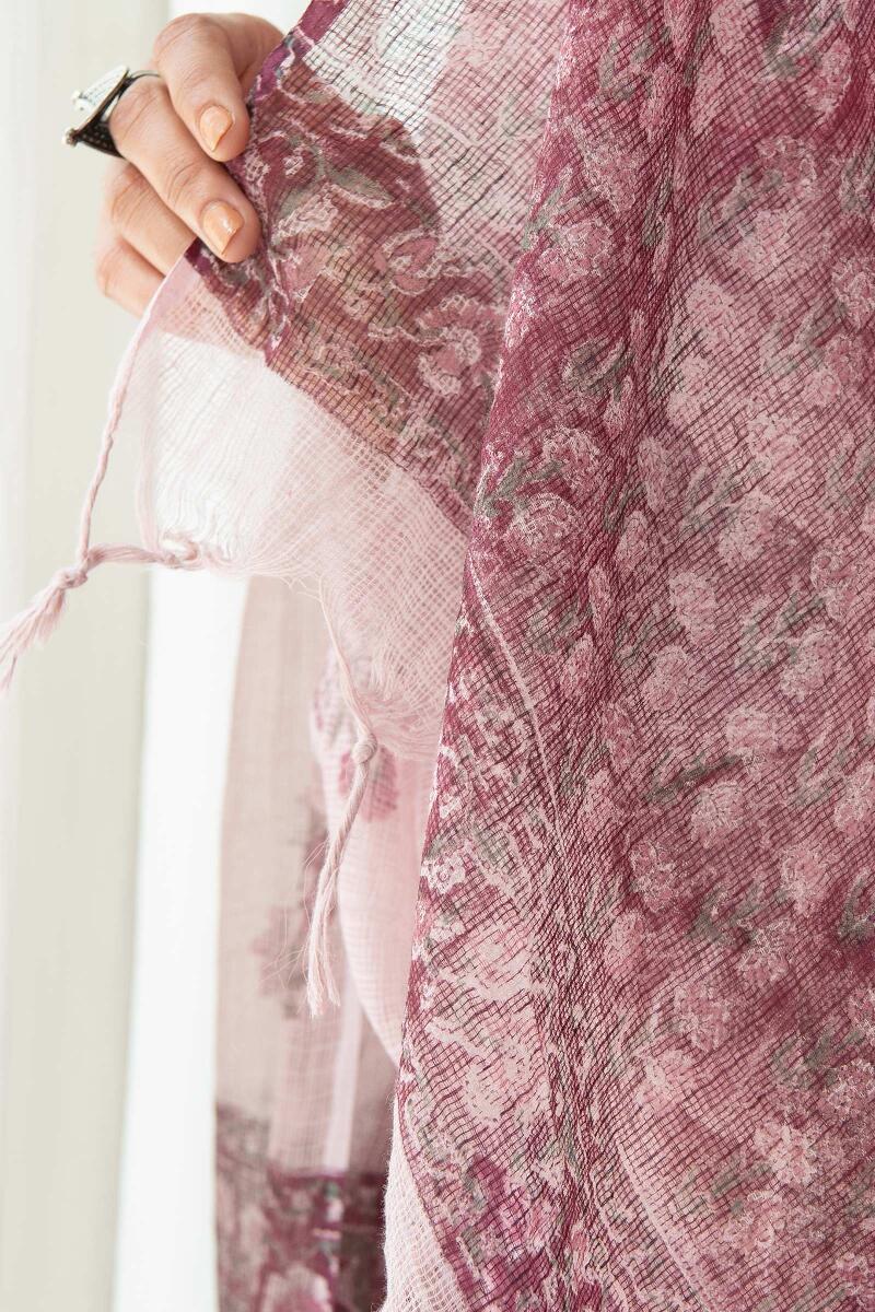 Nasrine Saba Sanganeri Kota Dupatta