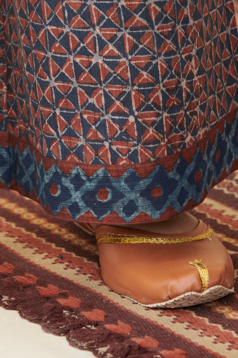 Sehra Suhana Akola Farsi