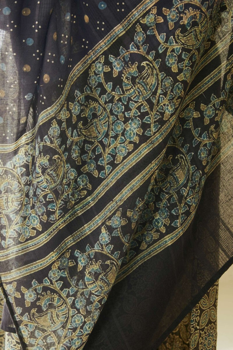 Sehra Farhat Ajrak Dupatta