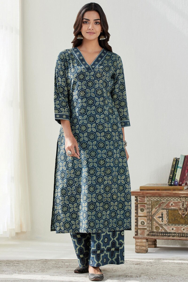 Sehra Laila Ajrak Kurta