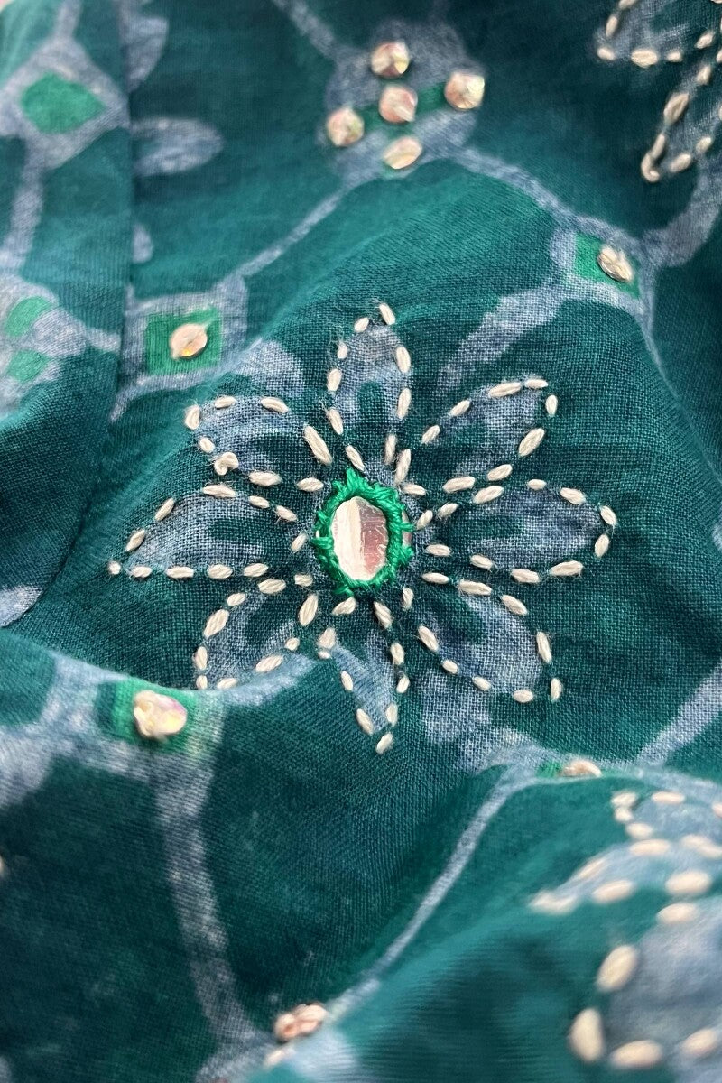 Sehra Zohra Akola Top