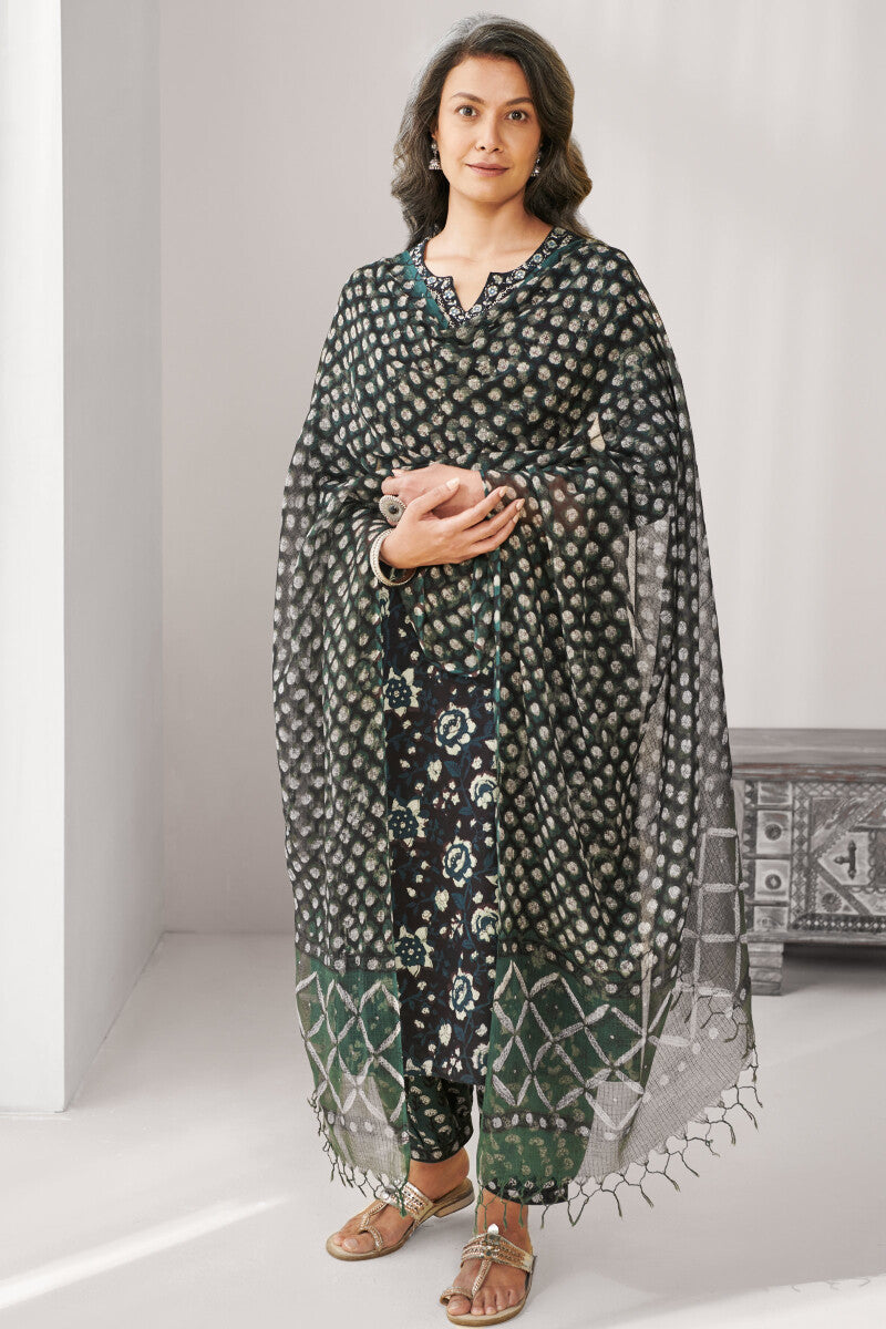 Sehra Naira Bagru Kurta