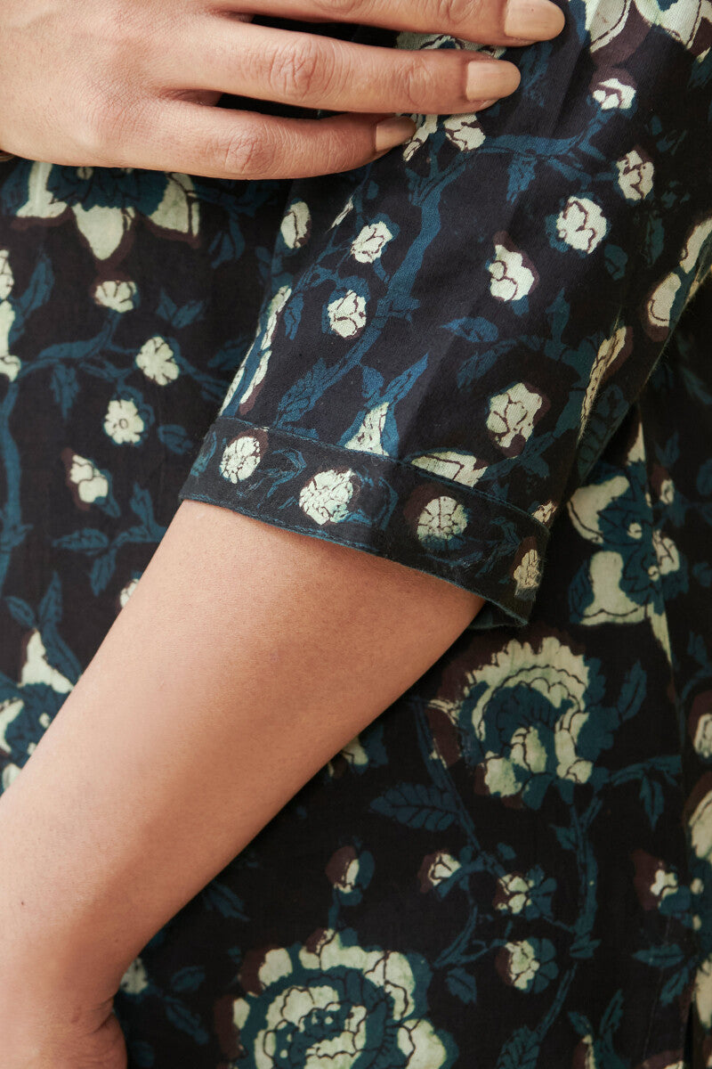 Sehra Naira Bagru Kurta