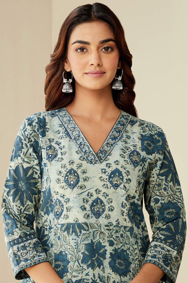 Sehra Rehmat Akola Kurta