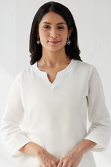 Naadirah Zoya White Cotton Linen Kurta