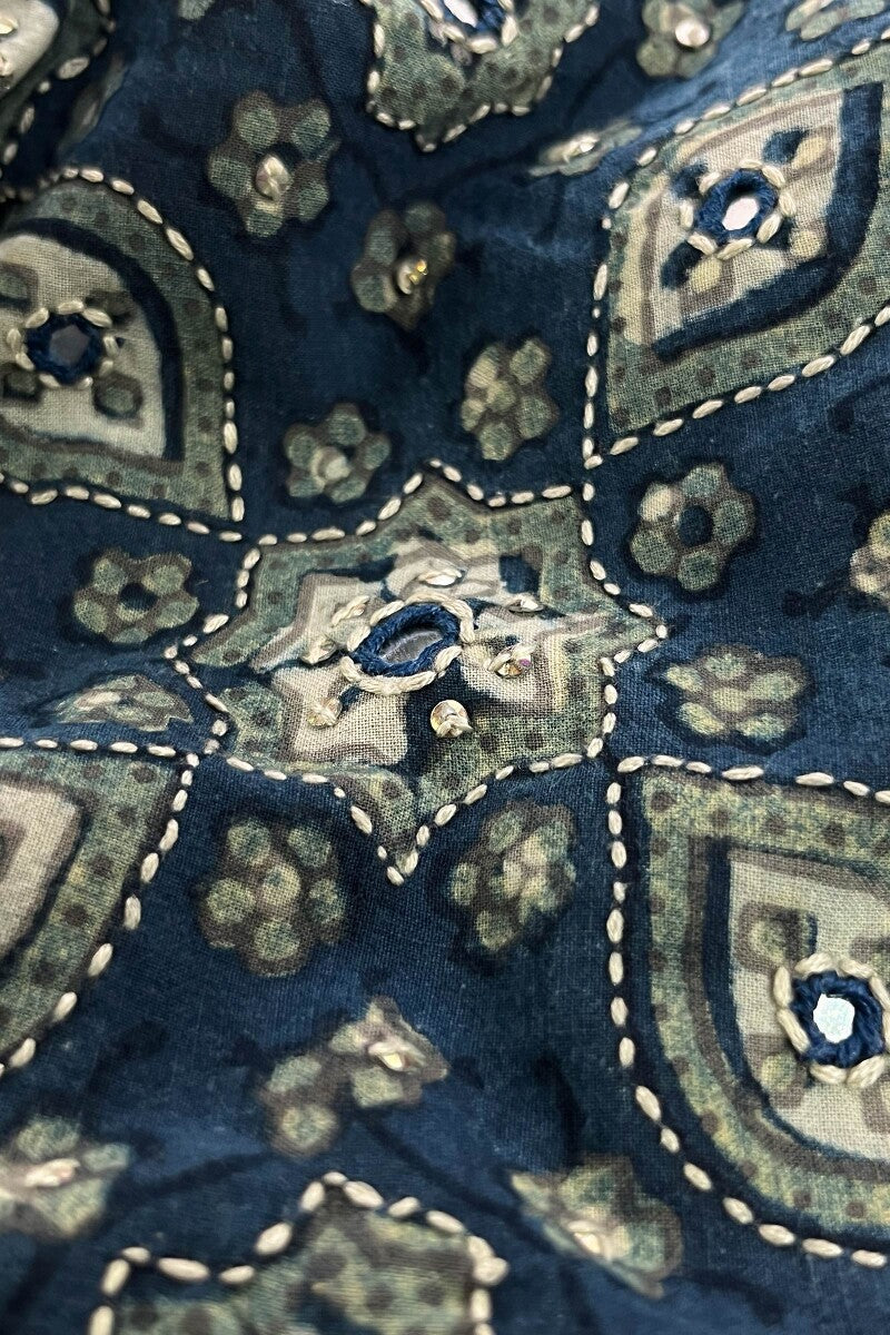 Sehra Kashaf Ajrak Kurta