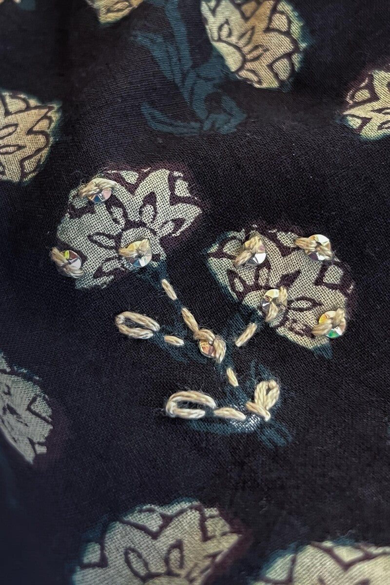 Sehra Naira Bagru Kurta