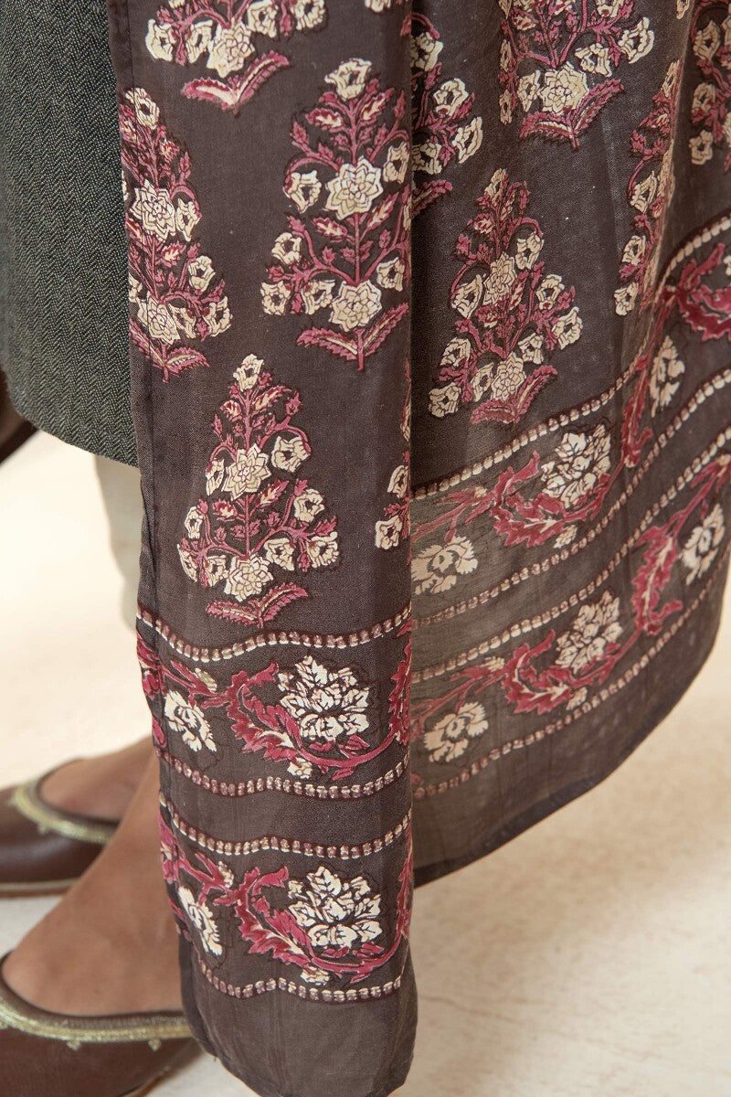 Naadirah Ruhani Sanganeri Modal Dupatta