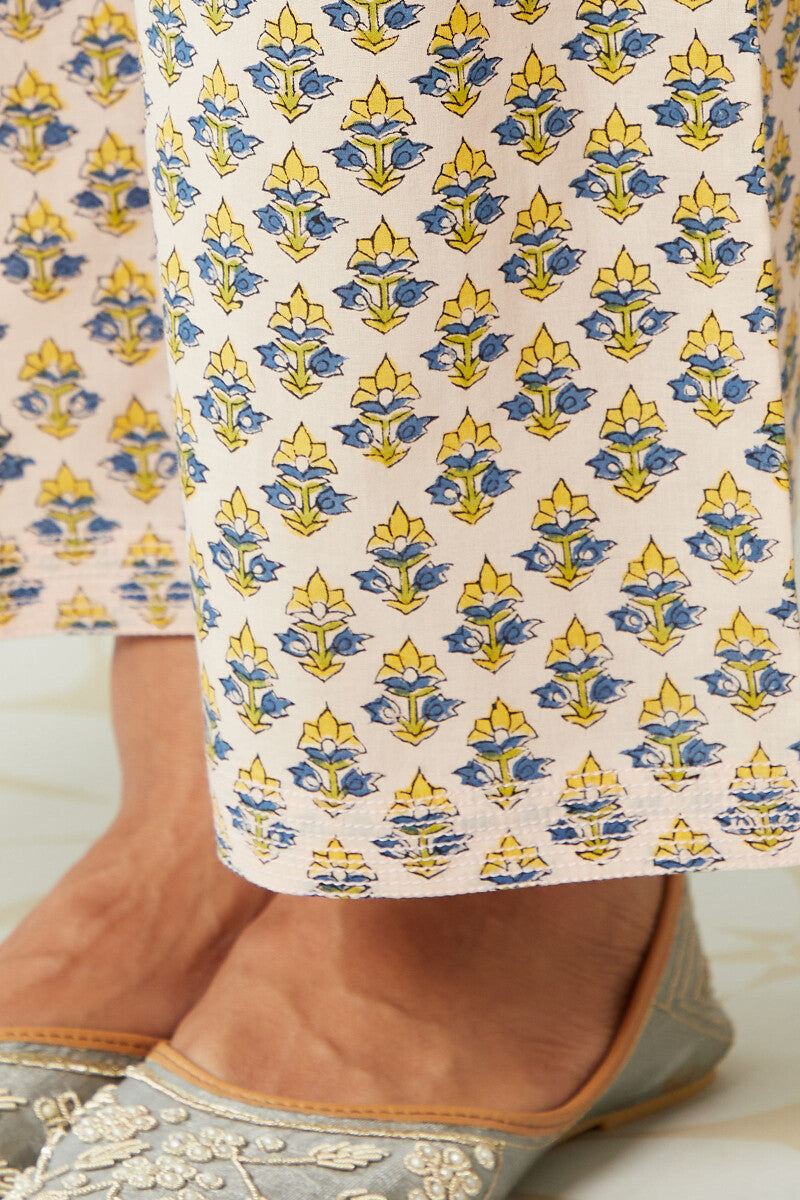 Gauhar Falak Sanganeri Farsi