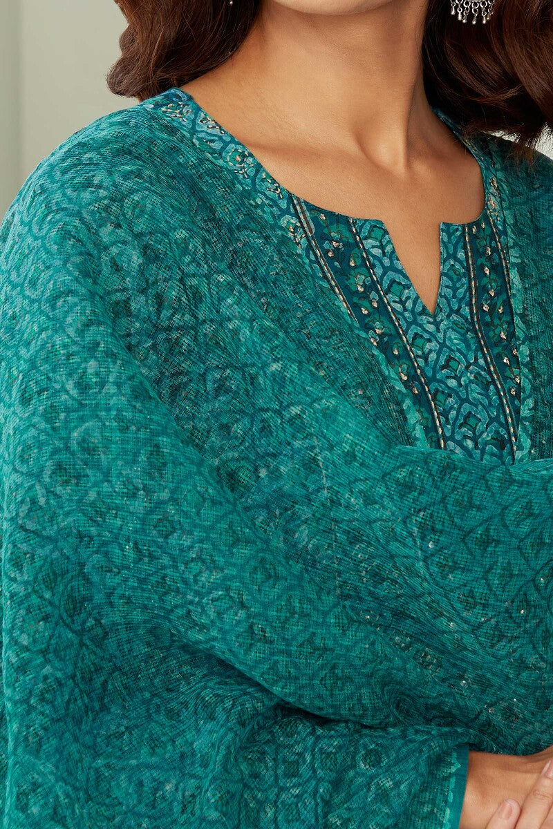 Sehra Nahid Akola Dupatta