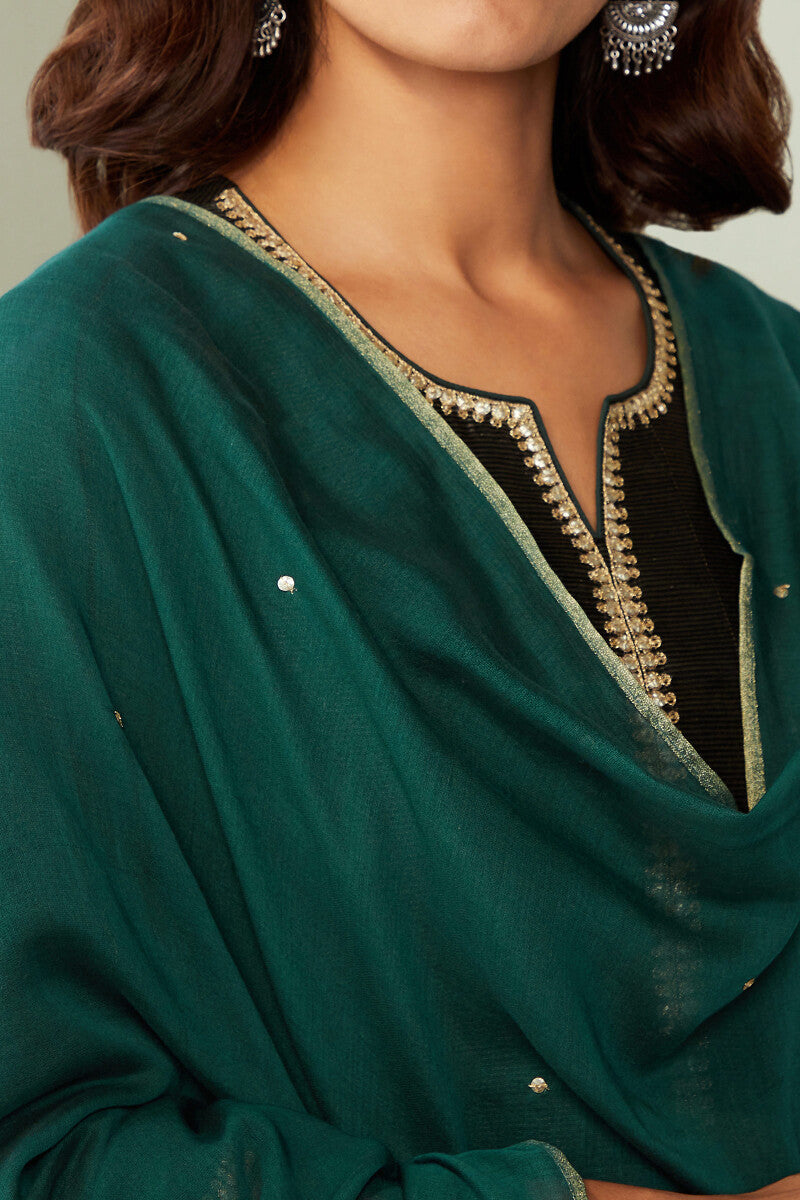 Mehrunissa Zeinab Green Chanderi Dupatta