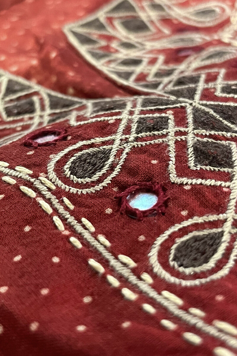 Sehra Rahida Ajrak Kurta