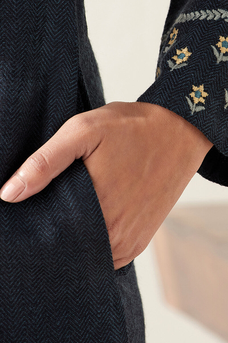 Naadirah Farheen Faux Wool Handloom Kurta