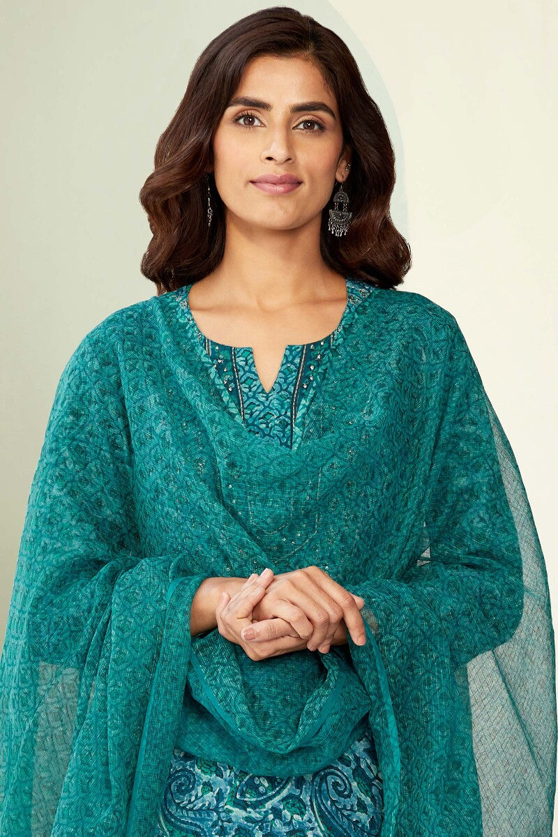 Sehra Nahid Akola Dupatta