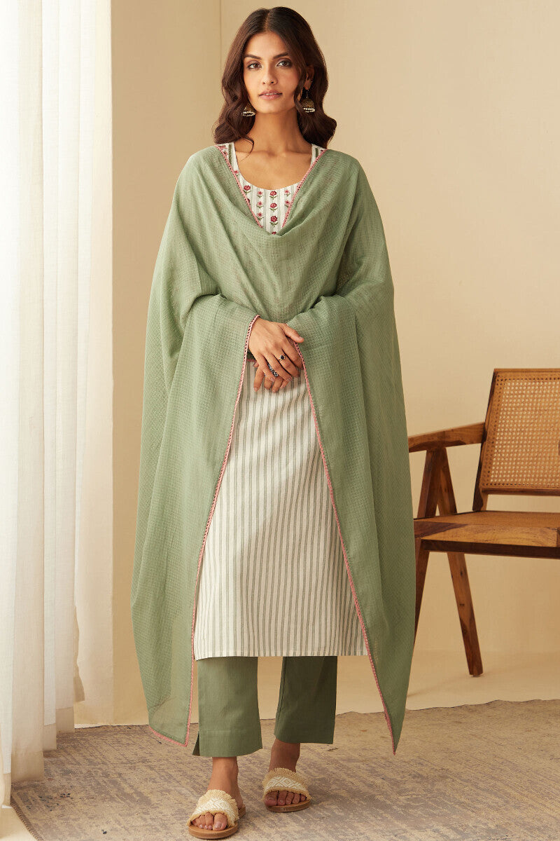 Gulbarg Faheema Narrow Pants