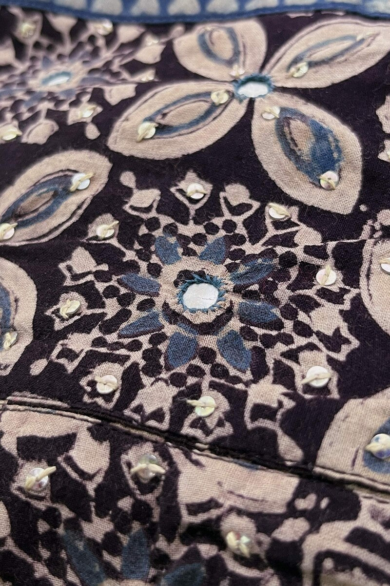 Sehra Mehnaz Ajrak Top