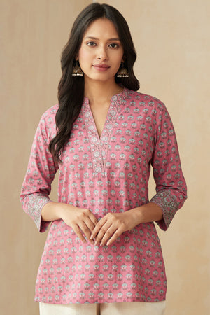 Gauhar Ruhani Sanganeri Top