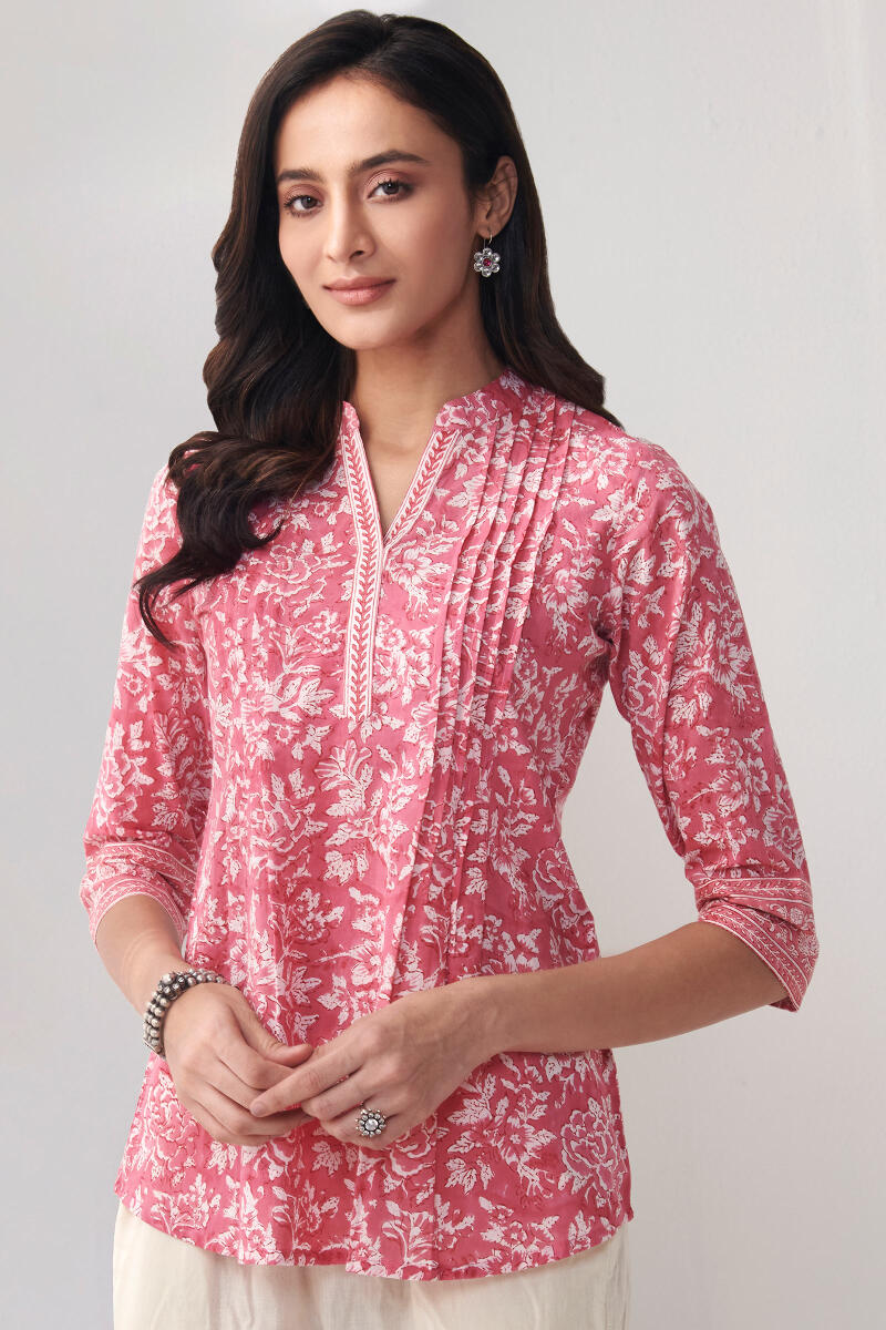 Nasrine Farhat Sanganeri Top
