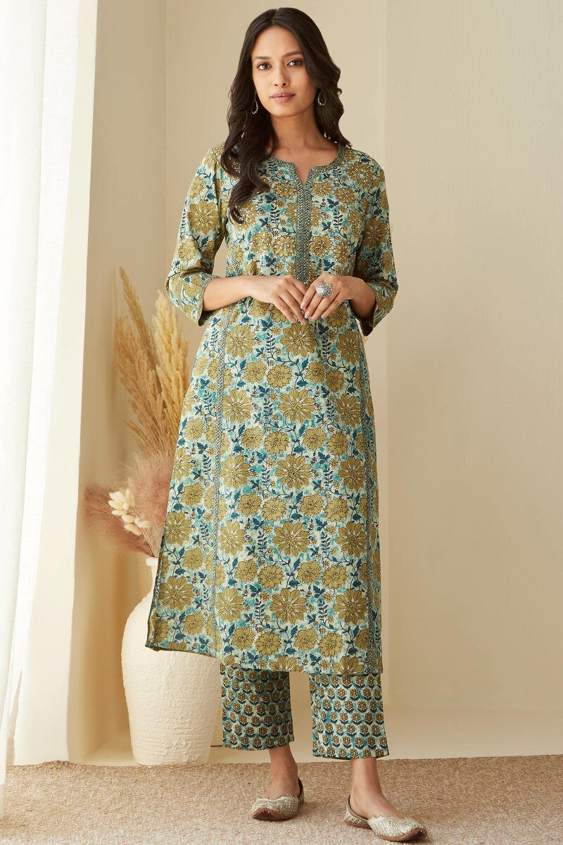 Gauhar Nida Kurta