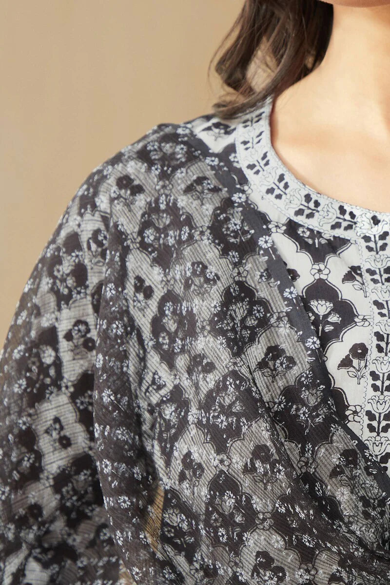 Mehnaz Seher Sanganeri Dupatta