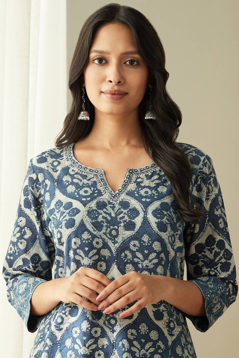 Sehra Nafisa Indigo Kurta