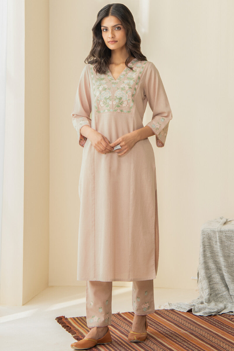 Gauhar Inaya Kurta