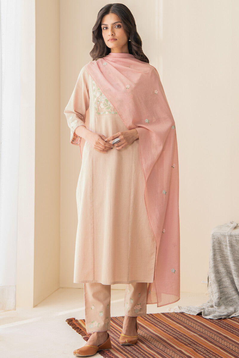 Gauhar Inaya Kurta