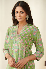 Gulbarg Kainaat Kurta