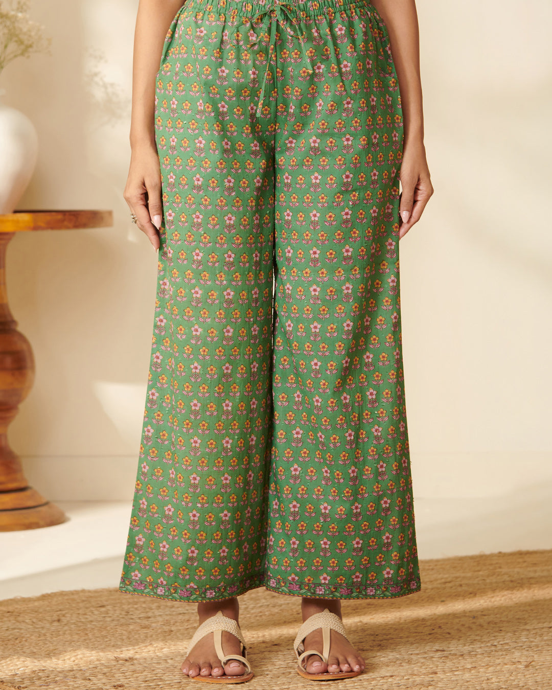 Gauhar Alaya Sanganeri Farsi