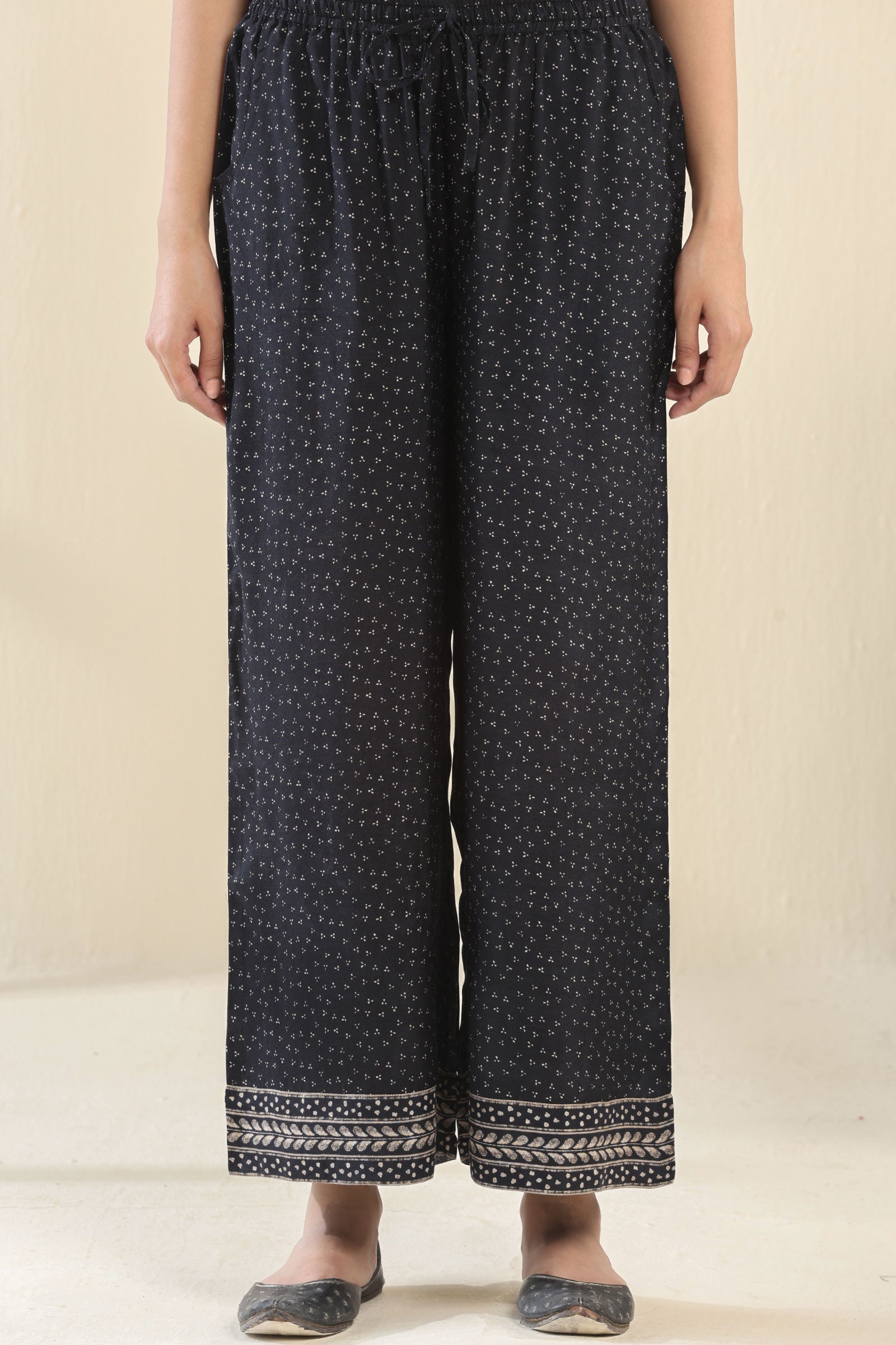 Rangrez Sehreen Farsi